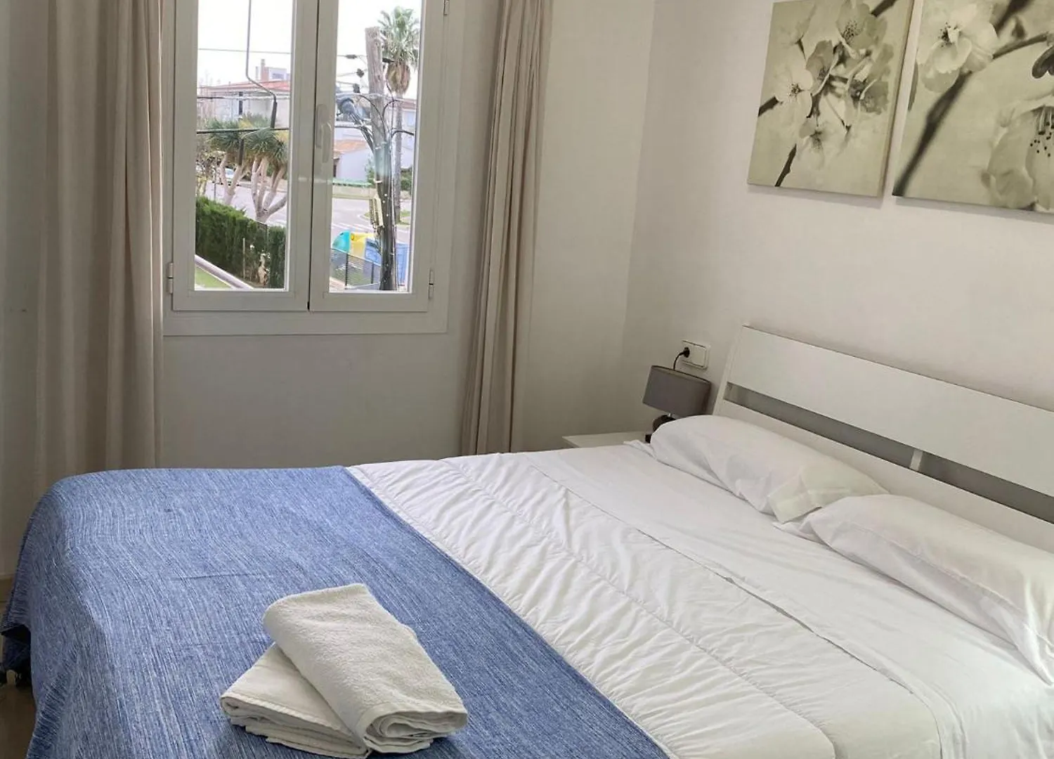 Yourhouse Llimonera Port de Pollenca 0*,  Spain